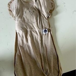 Nested bean weighted adjustable swaddle